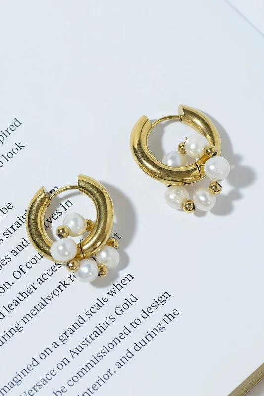 GOLD PLATED ROUND PEARLS EARRINGS Luxurious Women's High -  end
